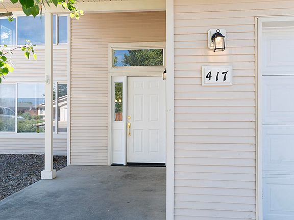 2nd image of 417 W Mallard Way