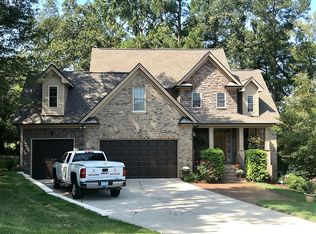 60 Sir Oxford Ln, Angier, NC 27501