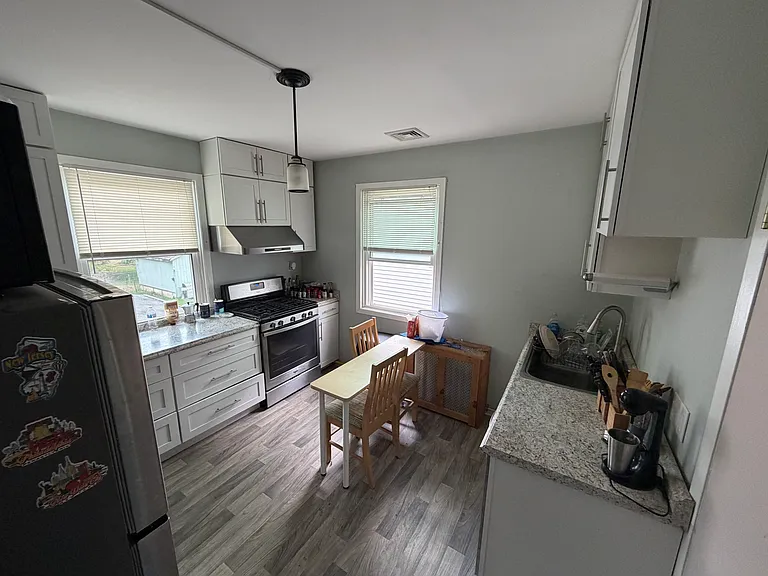 424 Magnolia St — Photo 1