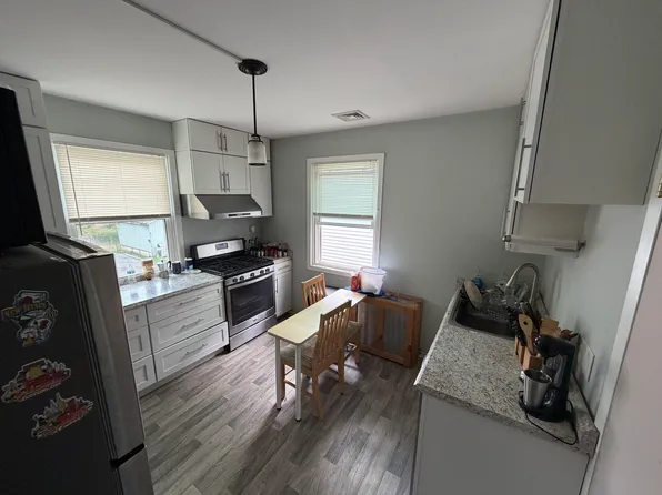 424 Magnolia St, Highland Park, NJ 08904