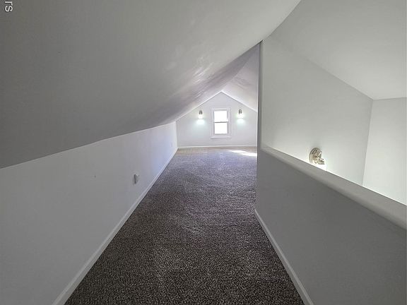 3rd image of 7385 Lewis Rd