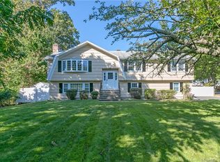 1495 Huntington Rd, Stratford, CT 06614