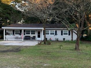 1125 Hawthorne Rd, Hanahan, SC 29410