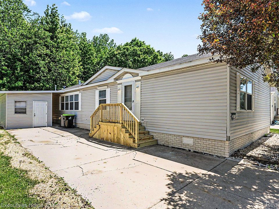 1st image of 45822 Bonaventure Dr