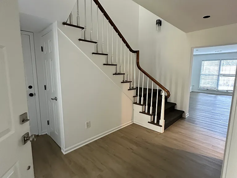 4595 Village Oaks Cir — Photo 7