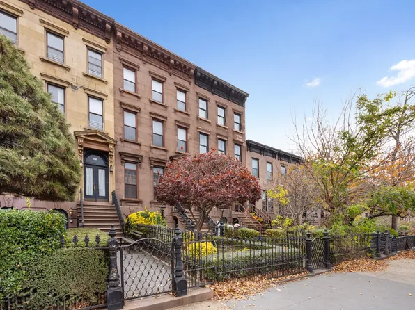 323 President Street image 2 of 13