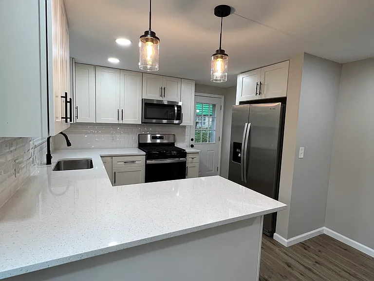2152 Whited St — Photo 2