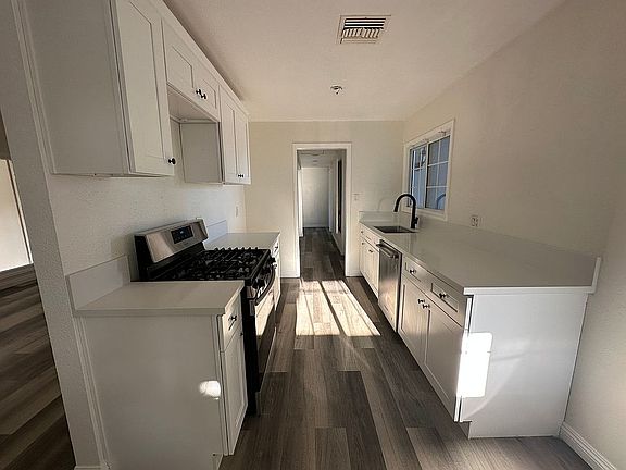 Newly Remodeled Kitchen 