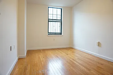 Rented by Rennit Inc.