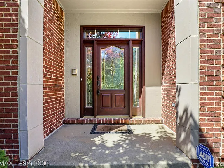 1248 Lasalle Rd — Photo 14