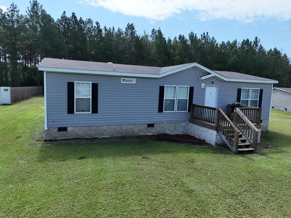 114 Paces Ln, Boston, GA 31626