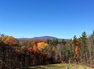 4 Homestead Ln, Leicester, MA 01564