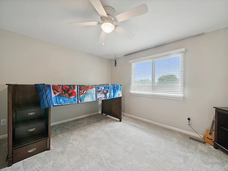 4976 Saddle Brook Ct — Photo 27