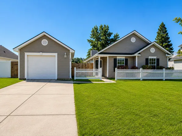 222 Savannah River Dr, Summerville, SC 29485