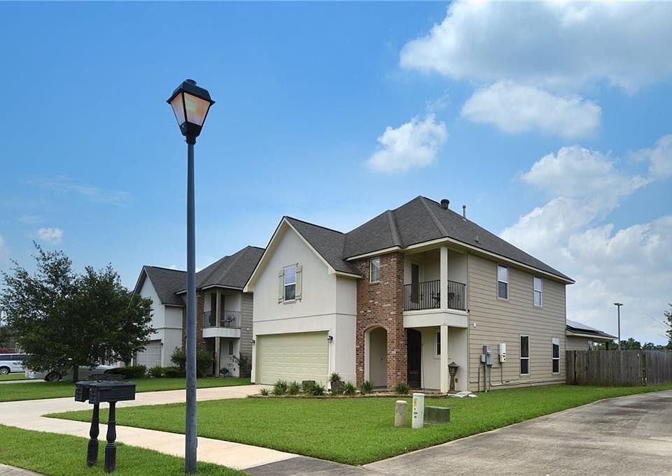 1st image of 36403 Dutchtown Gardens Ave