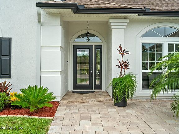 3rd image of 433 QUEEN ANNE Court