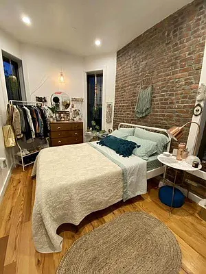 Rented by Doorway NYC, LLC | media 18