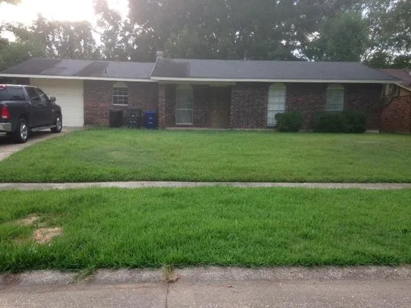 9716 Chalet Dr, Shreveport, LA 71118