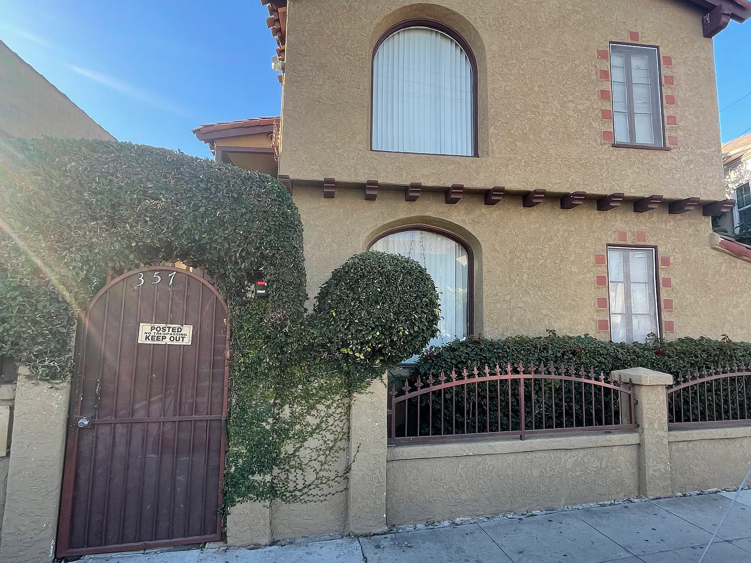 355 Orange Ave — Photo 1