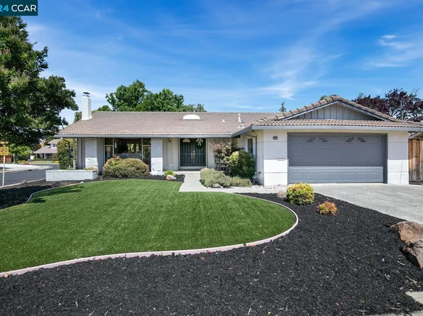 3713 Parkmall Ct, Concord, CA 94519