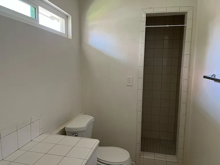 1015 S Marguerita Ave #1 — Photo 24