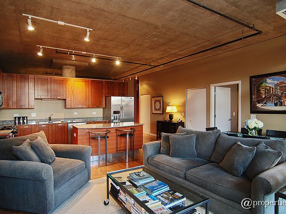 Living Room/Dining Room