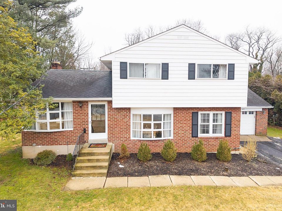 1st image of 149 Conestoga Rd