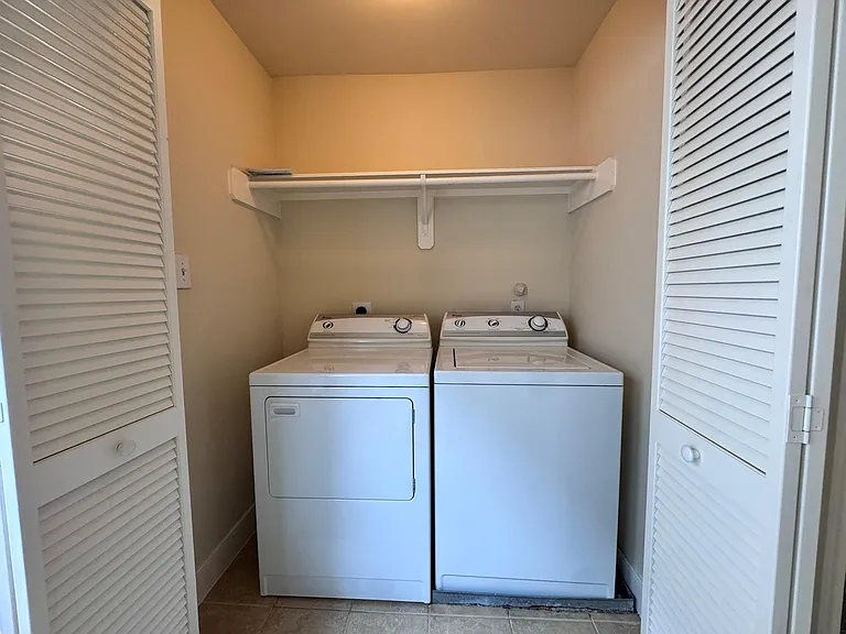 2333 Ann St — Photo 25