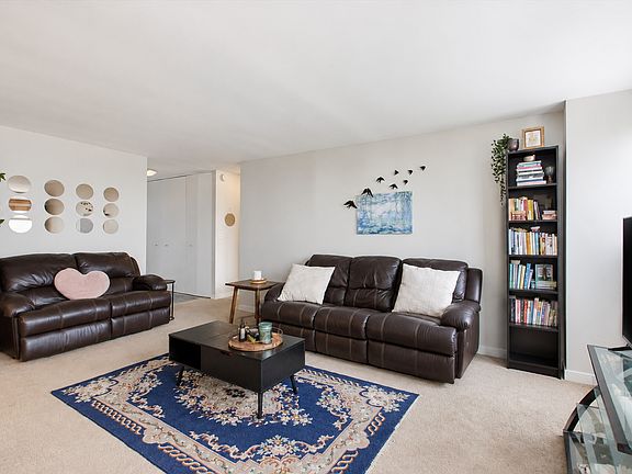 5th image of 655 W Irving Park Rd APT 1313