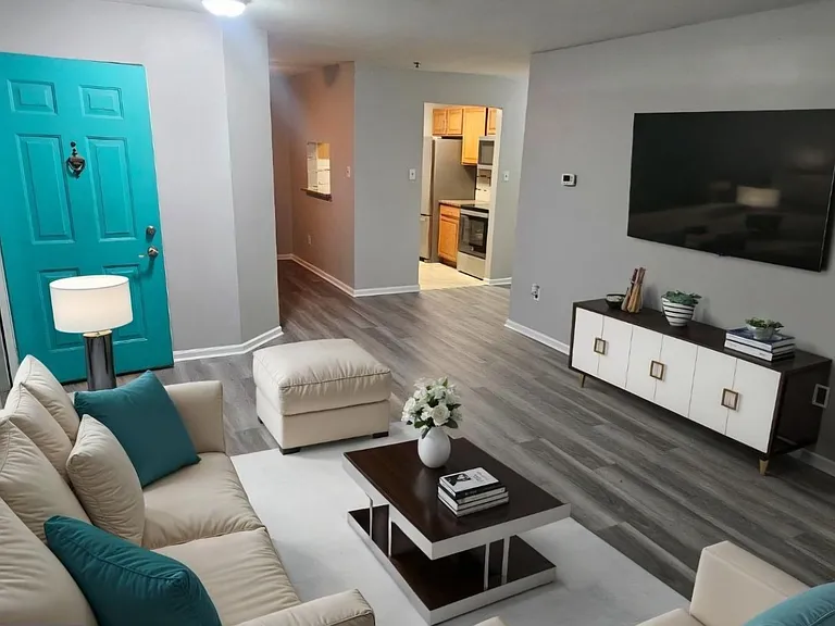 1015 Willings Way #1015 — Photo 3