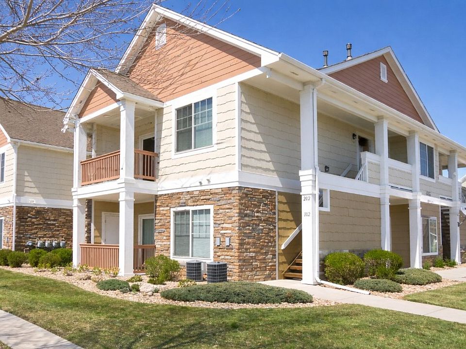1st image of 4605 Hahns Peak Dr Unit 202