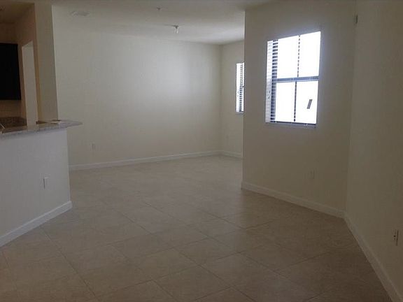 3rd image of 10630 NW 88th St APT 204