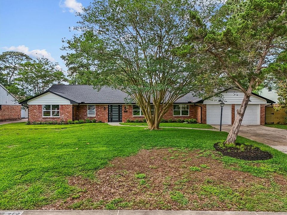 1st image of 219 Drift Wood Drive
