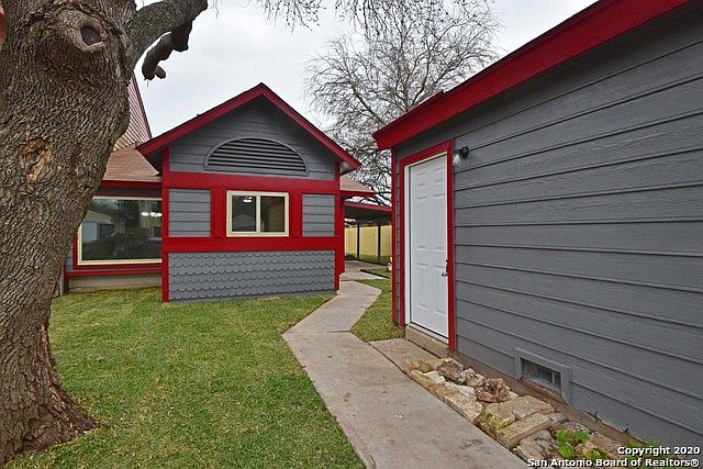 1st image of 11707 Spring Dale Dr