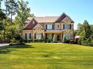 5548 Lakeshore Rd, Buford, GA 30518