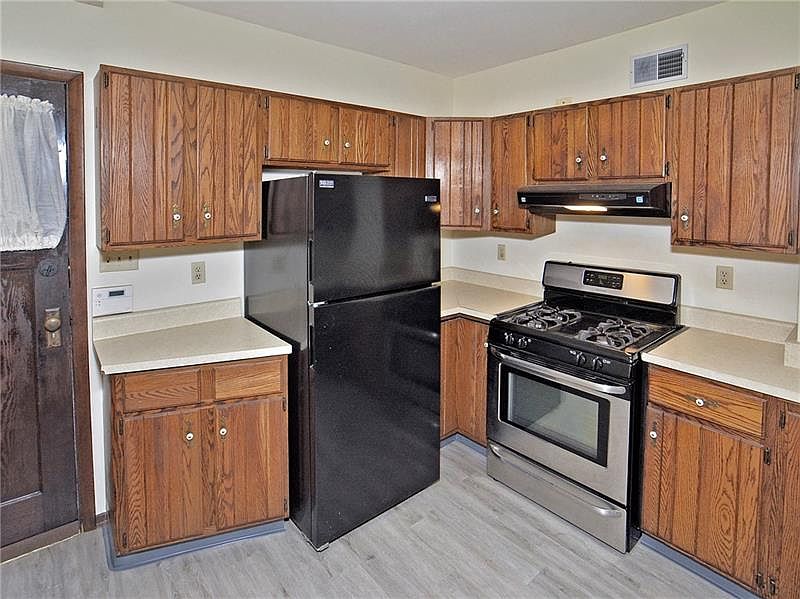 405 Bessemer Ave, East Pittsburgh, PA 15112 Zillow