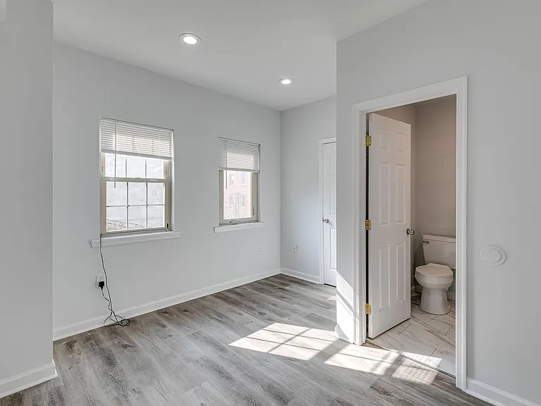 Brand New Luxury Temple Apartments — Photo 32