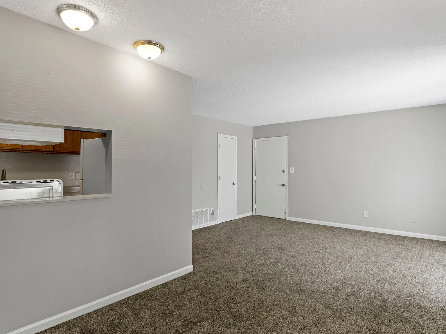 The Vineyards Apartment Homes — Photo 3