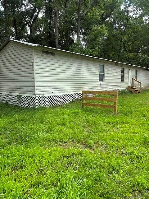 3 bed, 2.0 bath, 980 sqft, $1,350 — Photo 1
