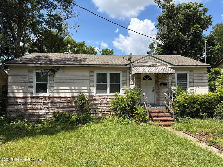 8028 Delaware Ave — Photo 1