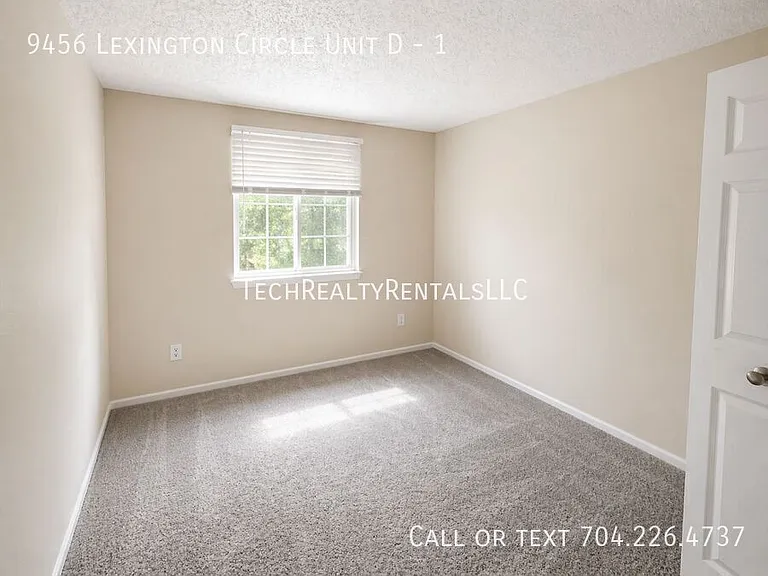 9456 Lexington Cir #D-1 — Photo 9