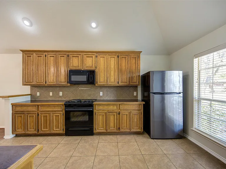 19915 Shore Meadows Ln — Photo 13