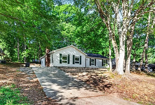 1112 Eagle Rd Photo 1