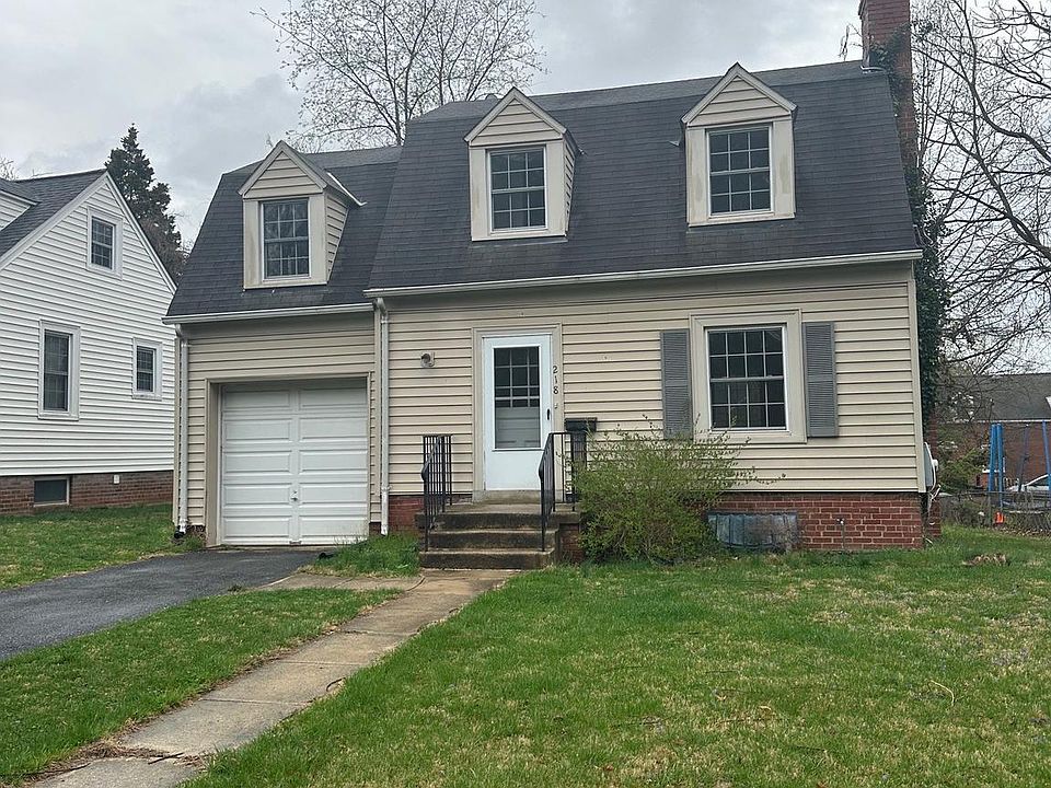 1st image of 218 Monroe St