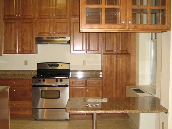 5th image of 575 E New York Ave APT 3B