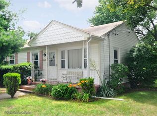 149 Dexter St, Cumberland, RI 02864