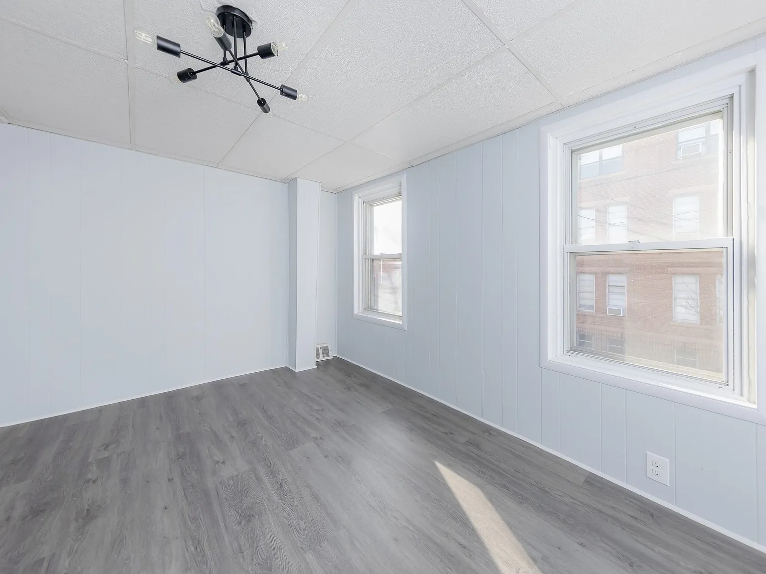 108 South Sussex Street - 1 — Photo 2