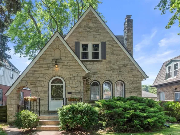 319 East Warnimont AVENUE, Milwaukee, WI 53207