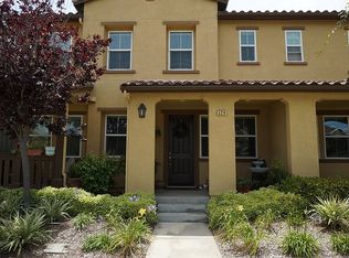 524 Garonne St, Oxnard, CA 93036