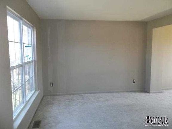 4th image of 34003 Crooks Ct